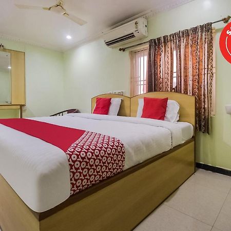 Oyo 70841 Hotel Anjali Residency Velur Exteriér fotografie