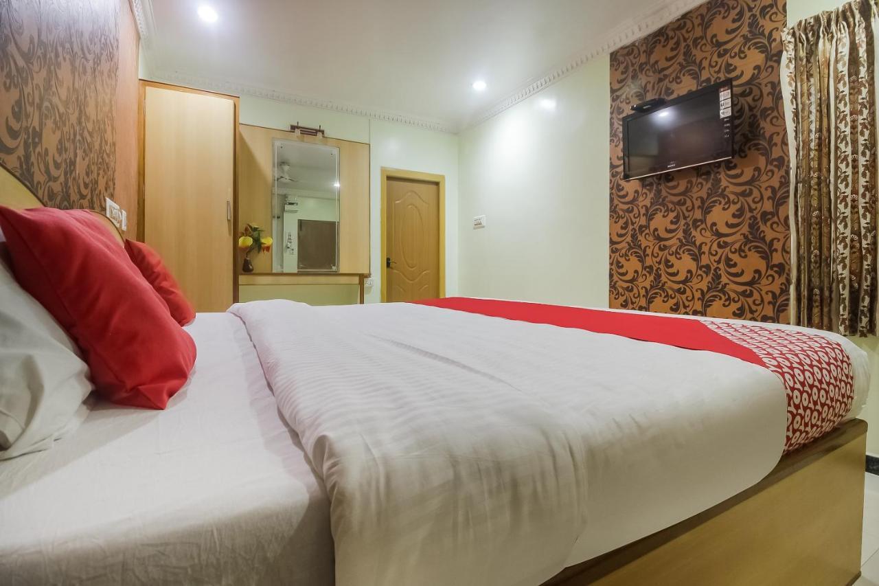 Oyo 70841 Hotel Anjali Residency Velur Exteriér fotografie