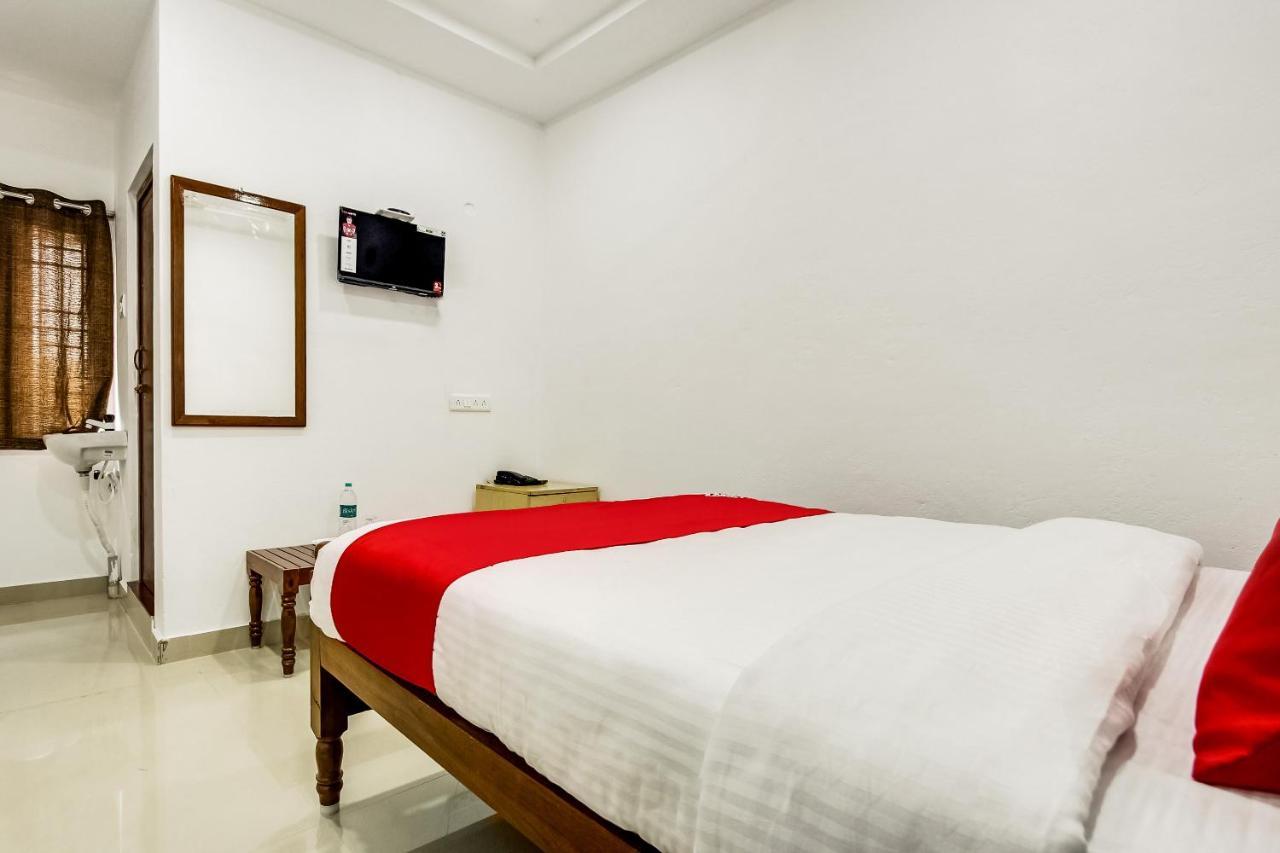 Oyo 70841 Hotel Anjali Residency Velur Exteriér fotografie